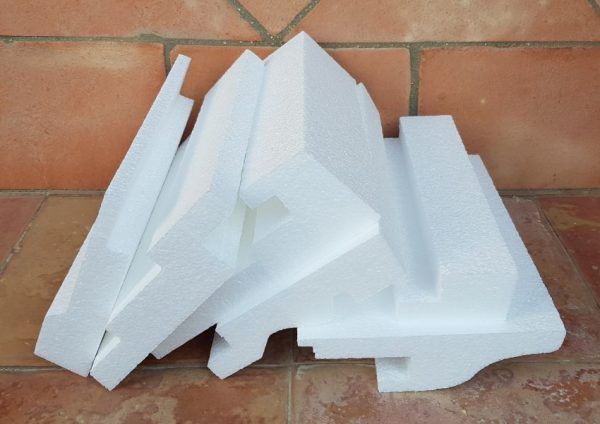 muestras cornisas led exterior